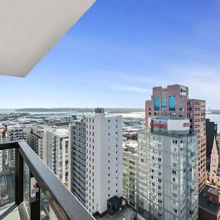 Just Opposite To Sky Tower , 2 Bed 2 Bath In Cbd Apartment Auckland Ngoại thất bức ảnh